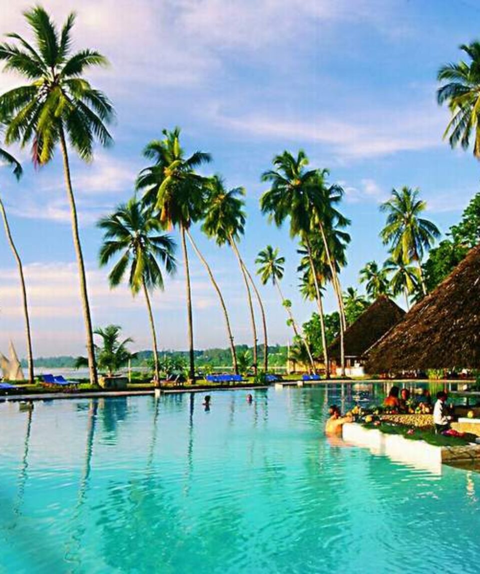 13 Days all-inclusive safari and Beach Holiday Vacations1