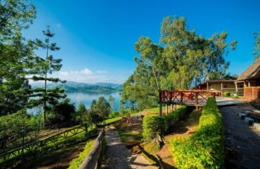 Lake Bunyonyi Eco Resort Cottages